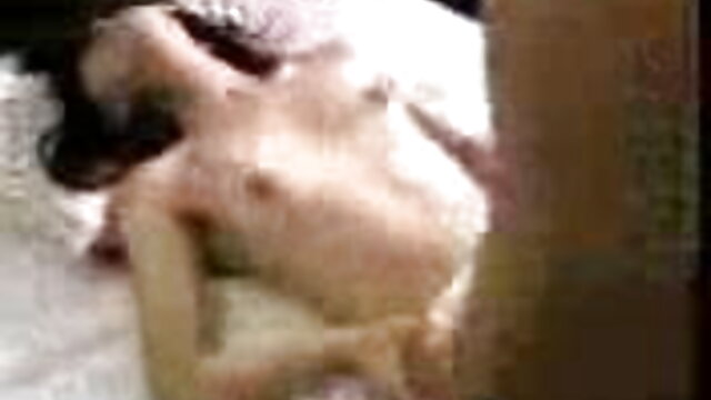 बड़े इंग्लिश मूवी वीडियो में सेक्सी स्तन परिपक्व